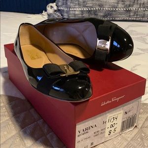 Salvatore Ferragamo Varina Ballet Flats patent